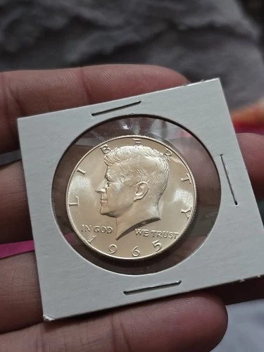 1965 (P) Kennedy Half Dollar 40% Silver Choice US Coin Unc Near mint Gradable