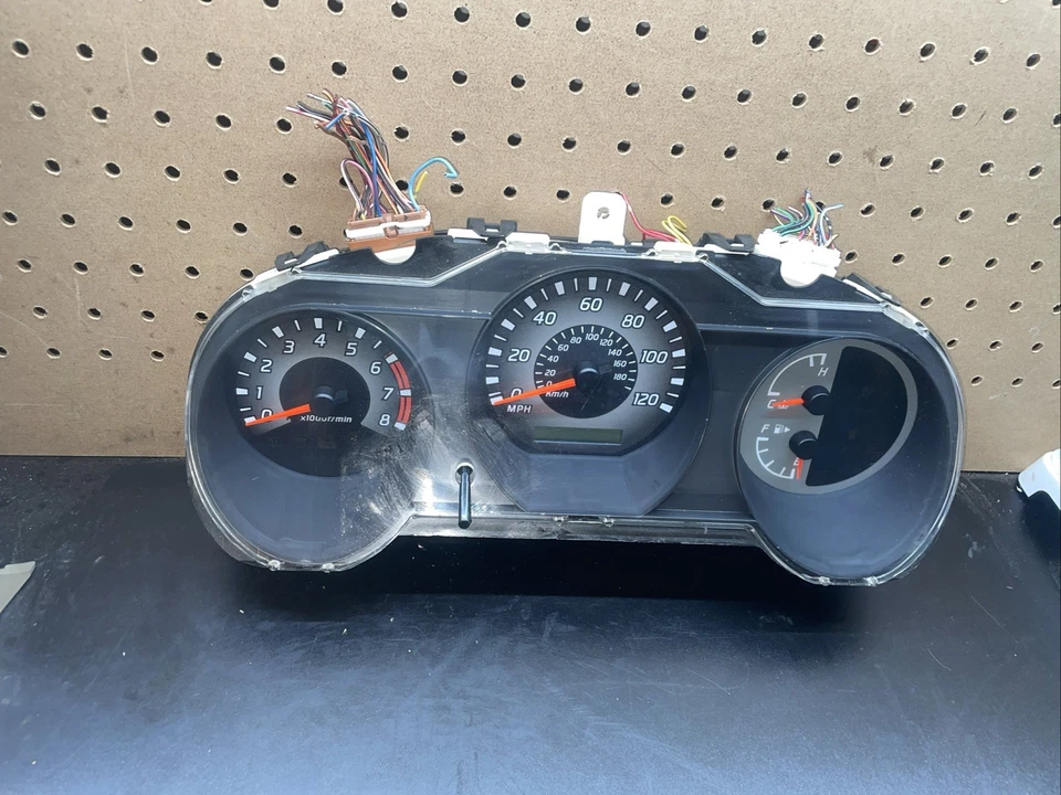Velocímetro 2000130 millas Nissan XTERRA 02 03 Foto 2 de 4