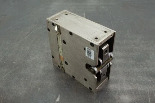 Roland 集线器管理接口和开放接口面板