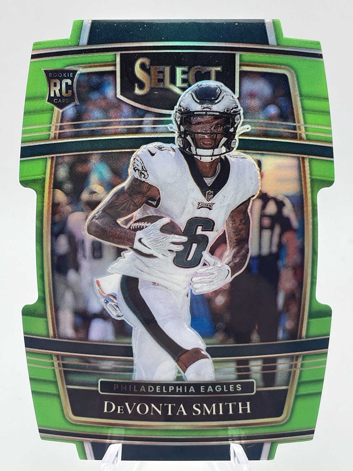 2021 Panini Select - DeVonta Smith (RC) #49 - Prizm Neon Green Die-Cut  259/349