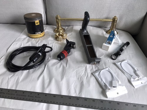 TOOLS, PIPE CUTTER, HARDWARE, SOLID BRASS TOWEL BAR & KNOBS