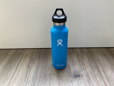 Hydro Flask Water Bottle 21 Oz Standard Mouth Pacific Blue Color