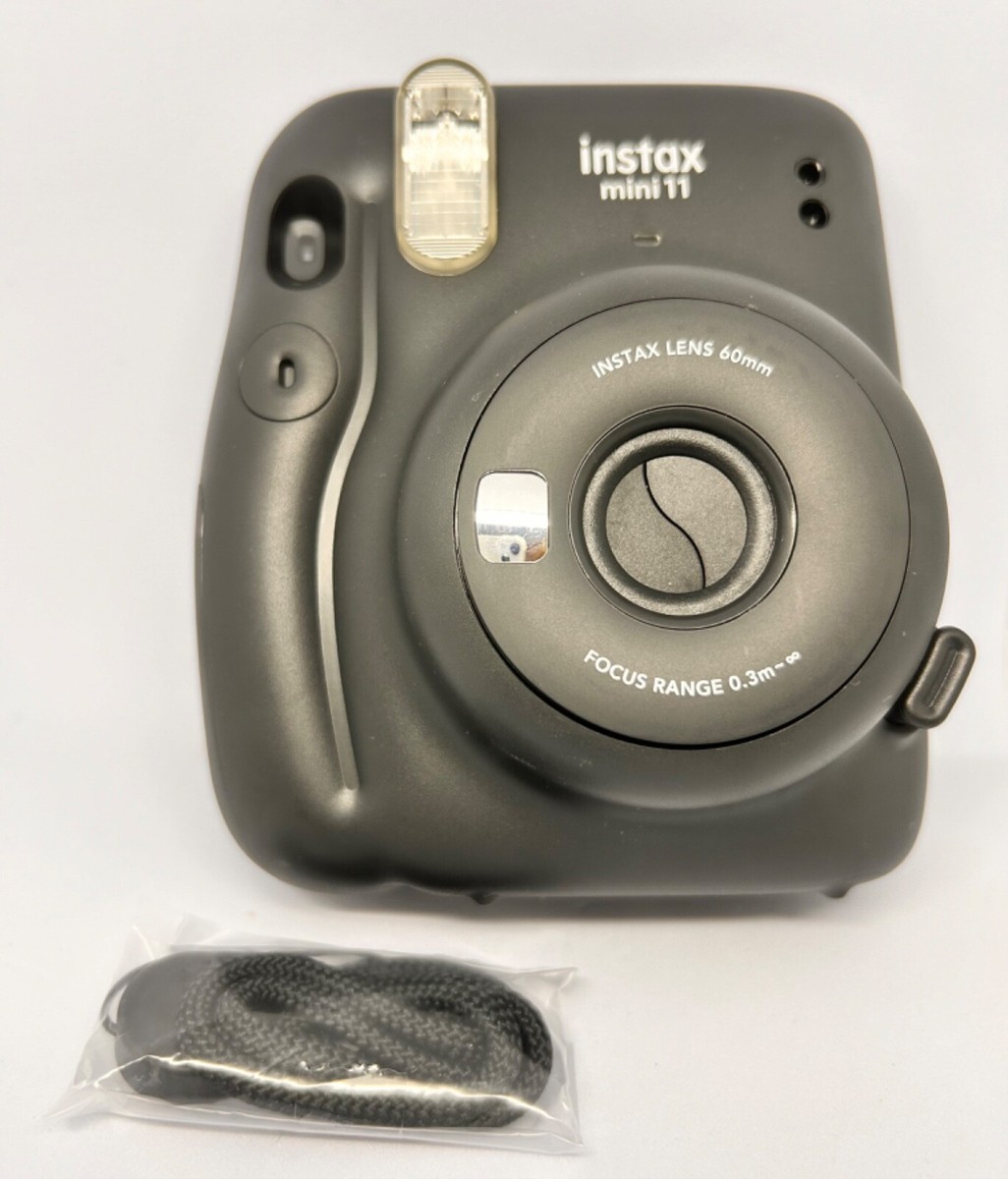 Near Mint Fujifilm Instax Mini 11 Instant Camera with box