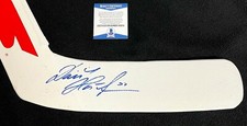 Dominik Hasek Signed Detroit Red Wings Louisville TPS Goalie Stick Beckett COA