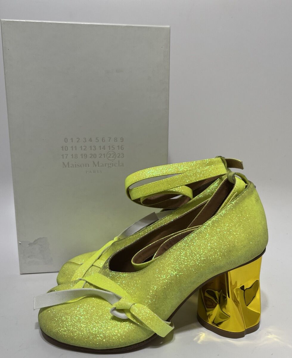 Vtg MAISON MARGIELA NEON GREEN GLITTER TABI HEELS 36 NEW | eBay Vtg MAISON MARGIELA NEON GREEN GLITTER TABI HEELS 36 NEW | eBay