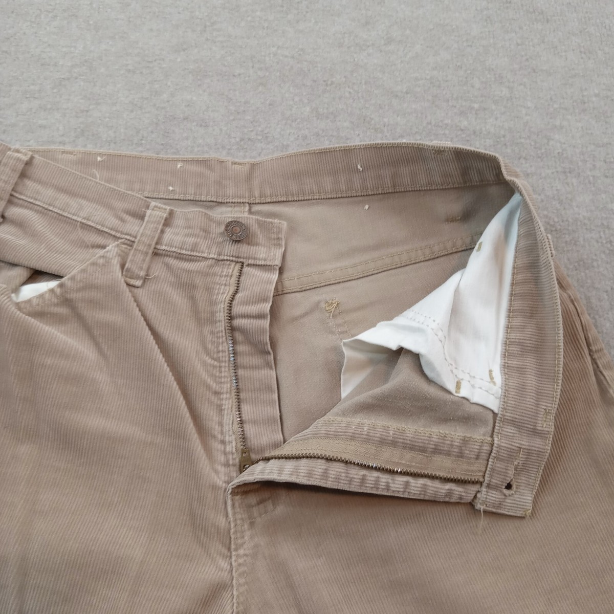 Vintage Levis 519 Corduroy Pants Mens 33x30 (31x29 Actual) Beige