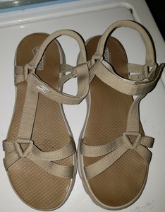 skechers sandals size 11