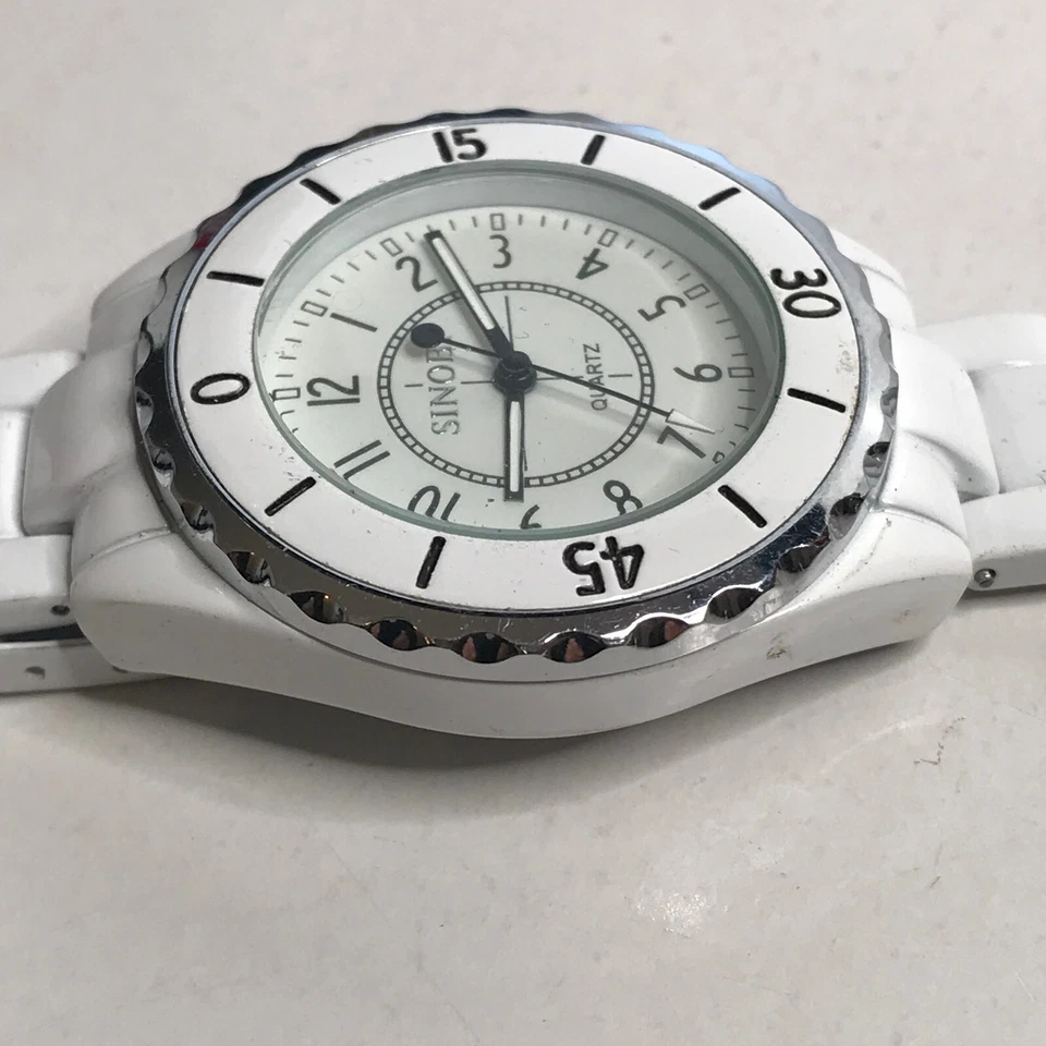 Reloj de pulsera Sinobi vintage de cuarzo blanco Foto 4 de 4