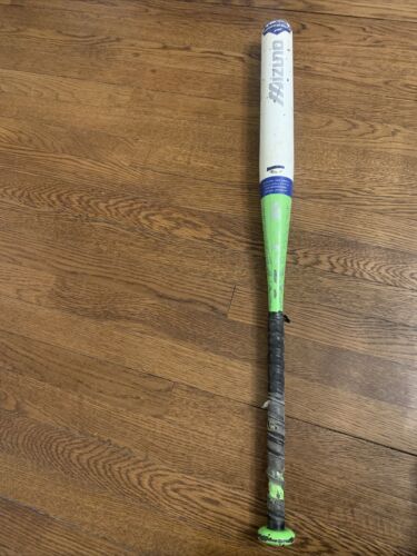 Mizuno WhiteOut FP Composite 33" 23oz Fastpitch Softball Bat Model 340279  -10 - Picture 1 of 7