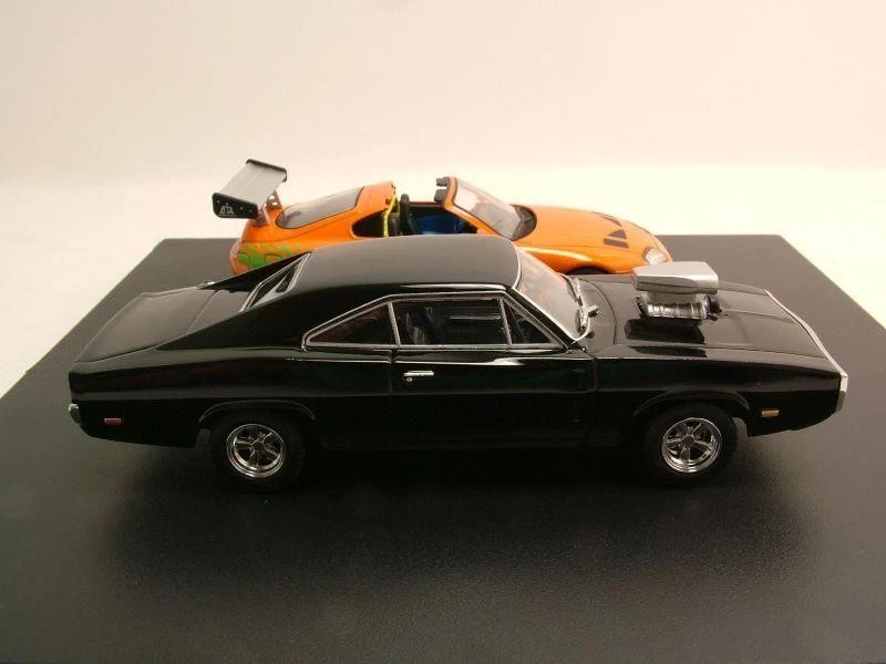 Fast & Furious Set - Dodge Charger + Toyota Supra Modellino 1:43 Greenlight - Immagine 4 di 4