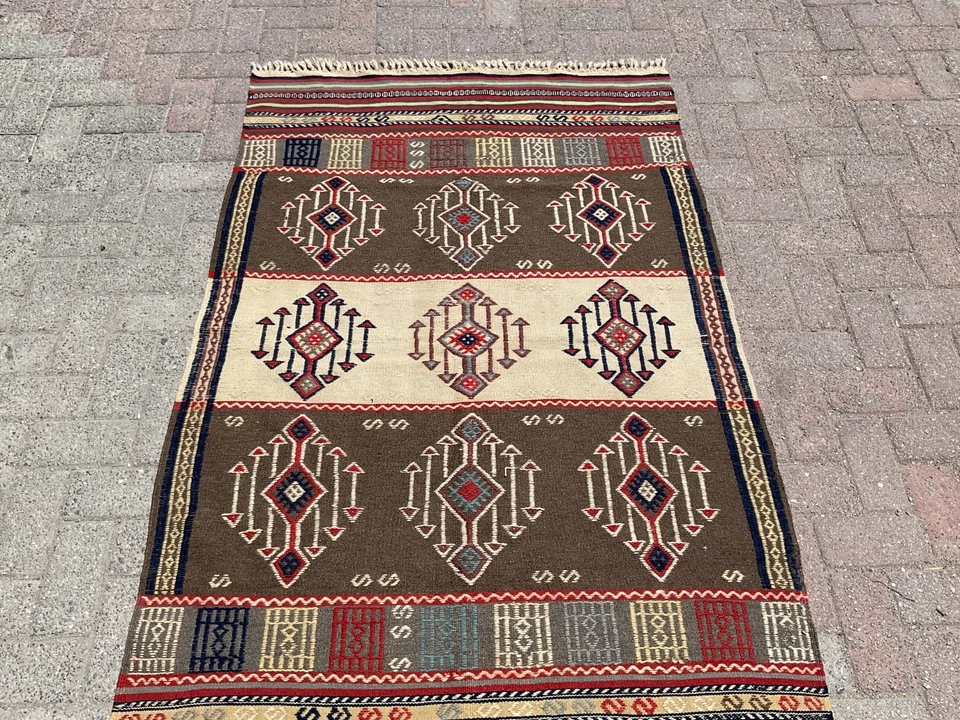 4 x 6 ft Kilim Rug – Boho Area Rug, Small Turkish Accent Rugs for living room - Image 2 of 4