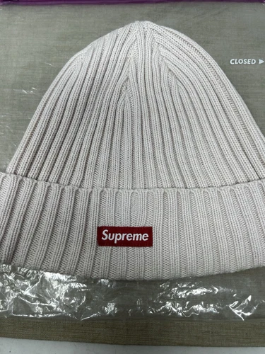 Bonnet rose clair côtelé surteint Supreme
