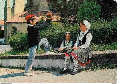 Postcard - Folklore - Costumes - La Bastide-Clairence - Folk Group