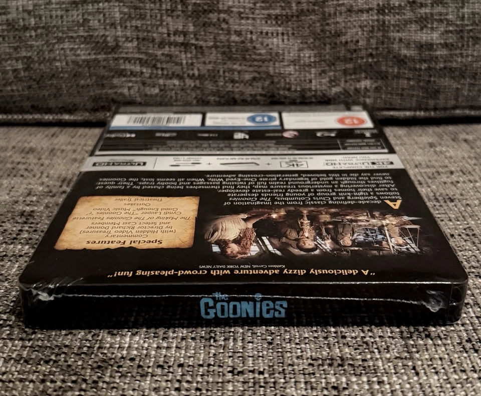 The Goonies (Steelbook) [4K UHD + Blu-ray] - image 4 of 4