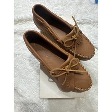 Minnetonka Moccasin Women 6.5 Brown NEW Moosehide Kiltie Loafer 390 Flat Shoe