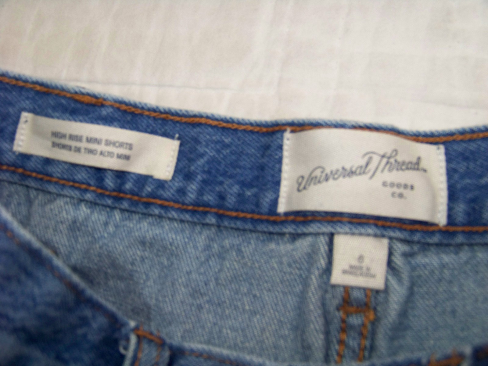 Women's Universal Thread Distressed Button Fly Je… - image 5