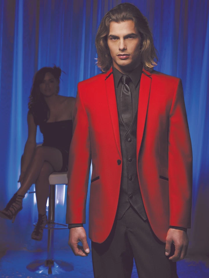 Chaqueta Esmoquin RED ILLUSIONS con Cuello Abatible y Opción Pantalón - Varias Tallas Foto 4 de 4