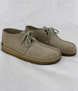 clarks desert trek light tan