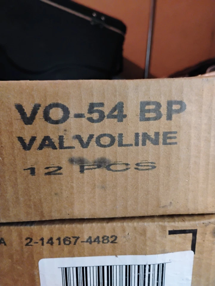 VO-54 BP Valvoline Oil Filters Filter Box Of Qty 12 - Image 3 of 3