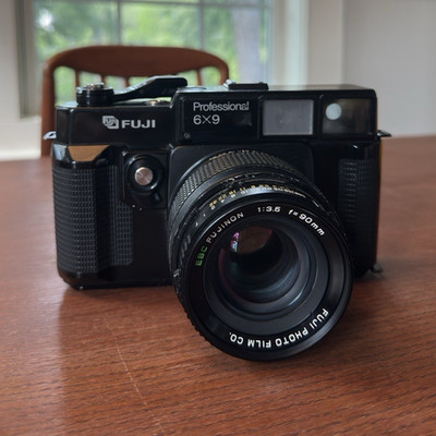 (READ) Fujifilm GW690II 6x9 Medium Format Film Camera w/ Fujinon 90mm f/3.5