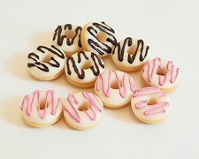 50 Donuts Miniatura Casa de Muñecas Mixta Muñeca Hecha a Mano Mini Comida Arcilla Panadería Donut
