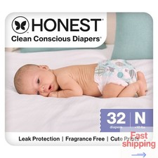 The Honest Company Clean Conscious Disposable Diapers -Newborn Count 32 Giraffes