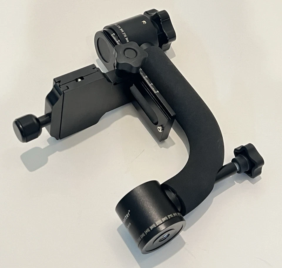 Promaster GH-10 Gimbal Tripod Head Code 5111 - Image 3 of 4