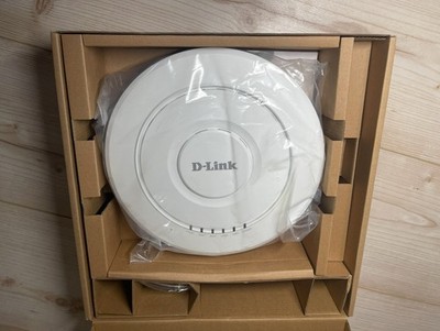 D-Link DWL-7620AP Unified AC2200 Wave2 Tri-Band Access Point