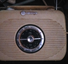 Lifelong Model 962 Portable Radio Works