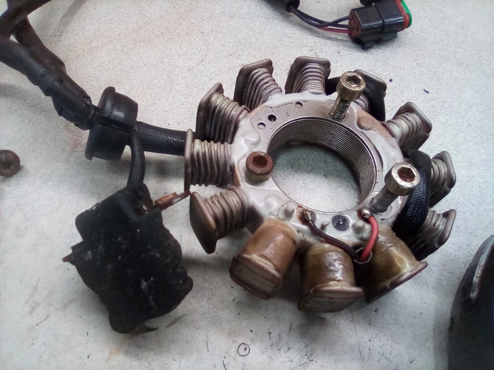 2001 Ski-Doo MXZ 500 mxz Ignição Magneto Volante Gatilho Bobina Estator - Imagem 2 de 4