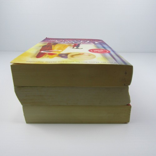 3x Debbie Macomber Large Paperback Novels: Hannah's List + A Turn in the Bend - Picture 5 of 21