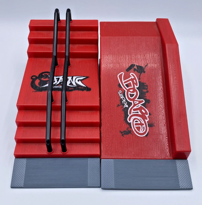 MOMSIV Finger Skateboard Ramp Mini Fingerboard Park Ramp Red Black