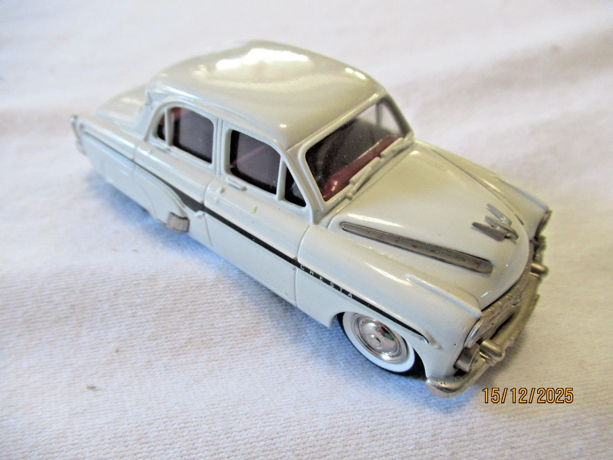 Vanguards 1/43 - Vauxhall Viva Police