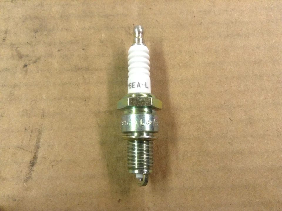 Nueva bujía NGK BP5EA-L - CANTIDAD 2 Foto 4 de 4