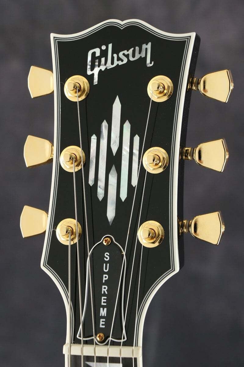 Foto 10 di 12