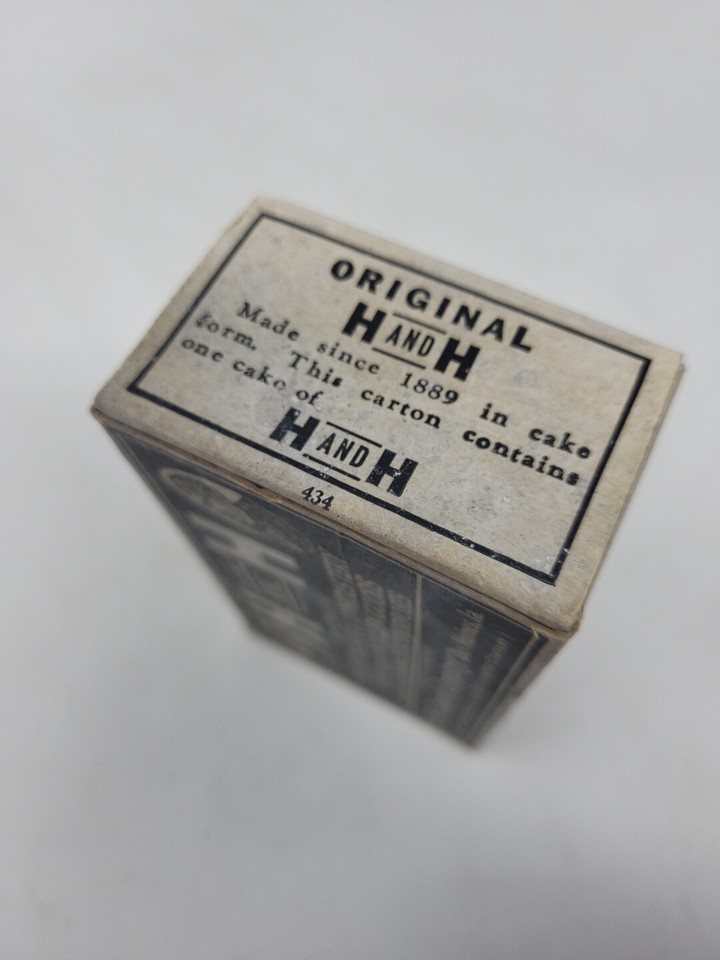 1880s H & H Cleaner Carpet Rug Silk Wool Household Soap Antique Box