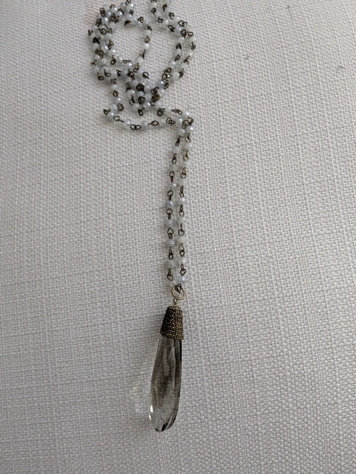 Collar colgante de cristal gota Foto 2 de 2