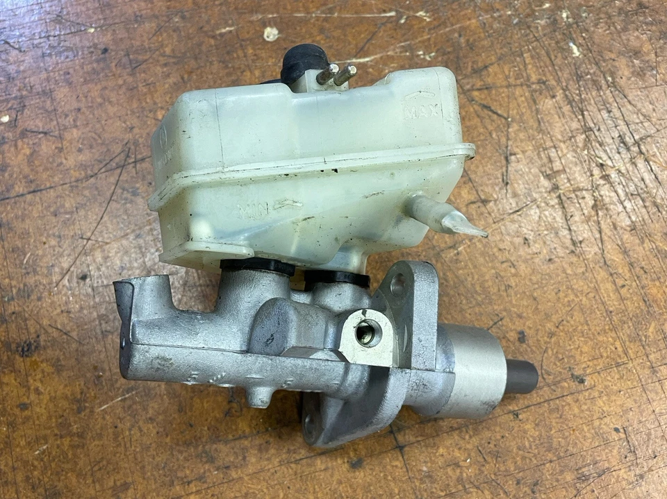 CILINDRO MAESTRO PEDAL PARADA FRENO MERCEDES ORIGINAL OEM W202 C36 AMG Foto 3 de 4