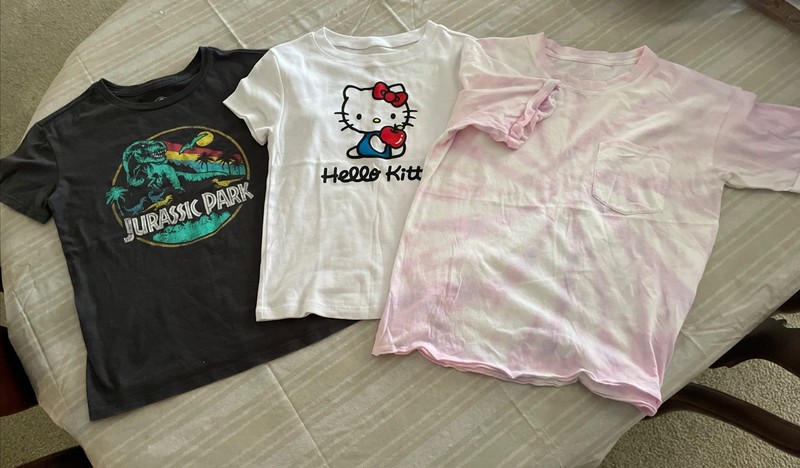 Lot of 3 Tees Size XS Hello Kitty Jurassic Park, American Eagle Tie Dye T-Shirt
