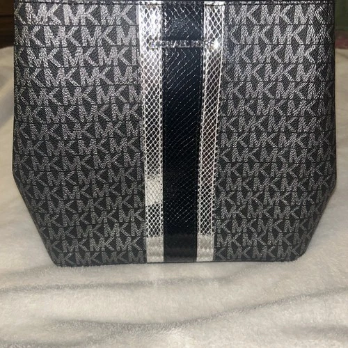 Michael Kors Shoulder Handbag Pratt Bucket, Black, Medium/Metallic