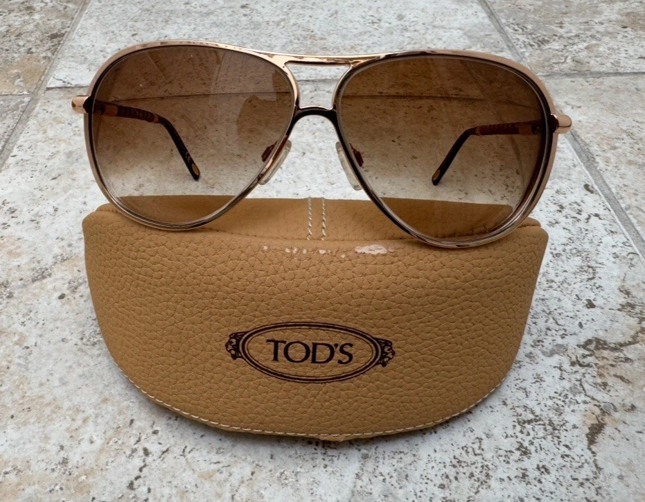 Gafas de sol para mujer TOD’s TO08 color 28F 62/10/130 hechas en Italia Foto 2 de 4
