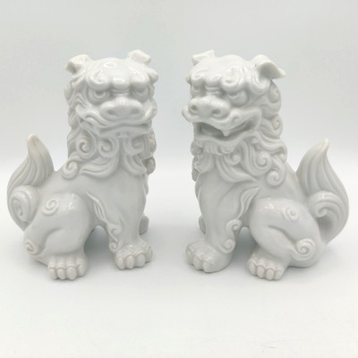 MCI Japan Foo Dogs Glossy White Ceramic Vintage Pair