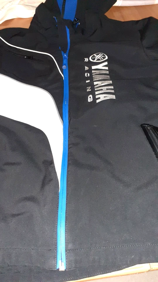 veste à capuche homme Yamaha taille M polyester/elasthanne très bon état - Photo 3/4