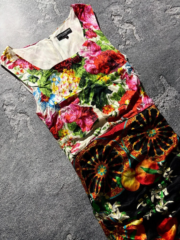 Vestido de seda vintage años 00 Dolce & Gabbana estampado floral de frutas sin mangas talla M Foto 4 de 4