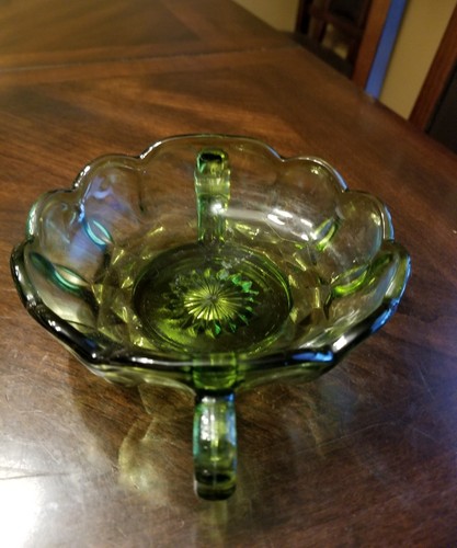 Vintage Green Glass Double Handle Shallow Bowl 2" tall 7" a cross at handle - Picture 4 of 7