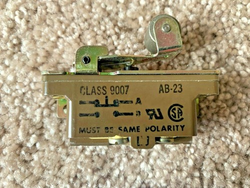 SQUARE D AC HEAVY DUTY SNAP SWTICH CLASS 9007 AB-23 9007AB23 - Picture 4 of 7