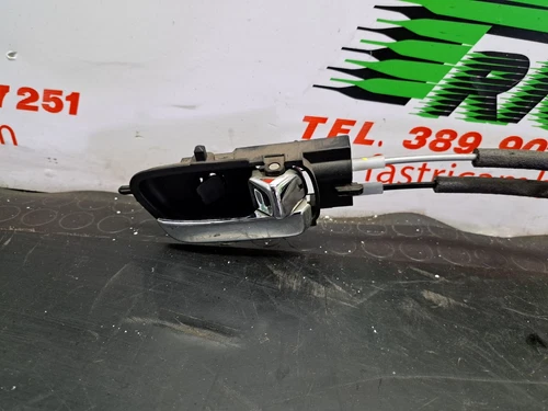 TÜRSCHLOSS VORNE RECHTS HYUNDAI I20 1.2 BENZIN 2008-2011 81320-1J030 - Bild 3 von 4