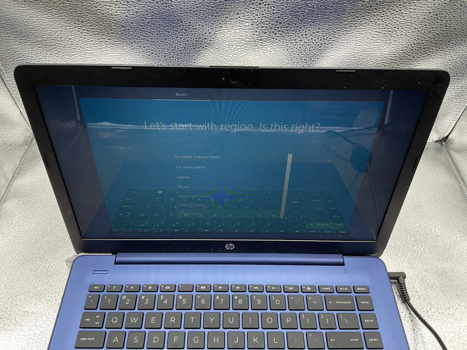 HP Stream 14-ds00036nr AMD A4-9120e @ 1,5 GHz Radeon R3 8 GB 64 GB SSD sin batería Foto 2 de 4