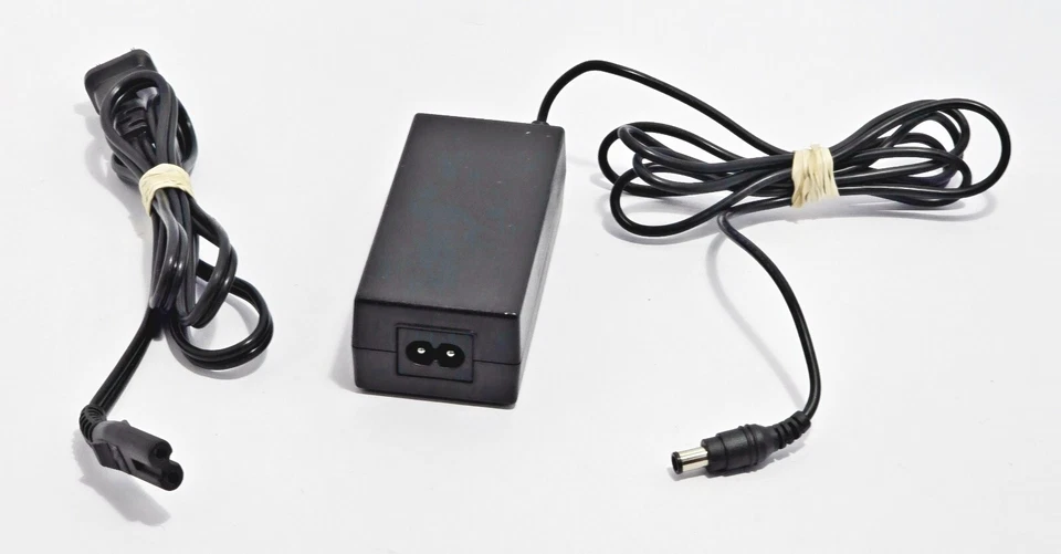 Fonte de alimentação adaptador CA A411B EADP-31A B 24V 1.3A 40W Seiko Epson Corp. - Imagem 2 de 4