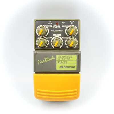 MAXON DS-F1 Fire Blade Distortion Effector Made in Japan Effect Pedal 962F0041